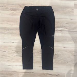 The North Face Isotherm Black Running Leggings/tights